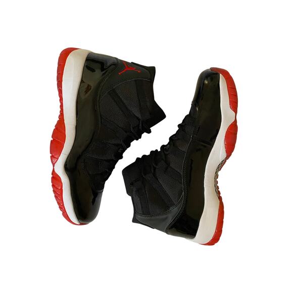 Jordan 11 retro Bred - size 10 M / 11.5 W US / 43 EU - Picture 1 of 7